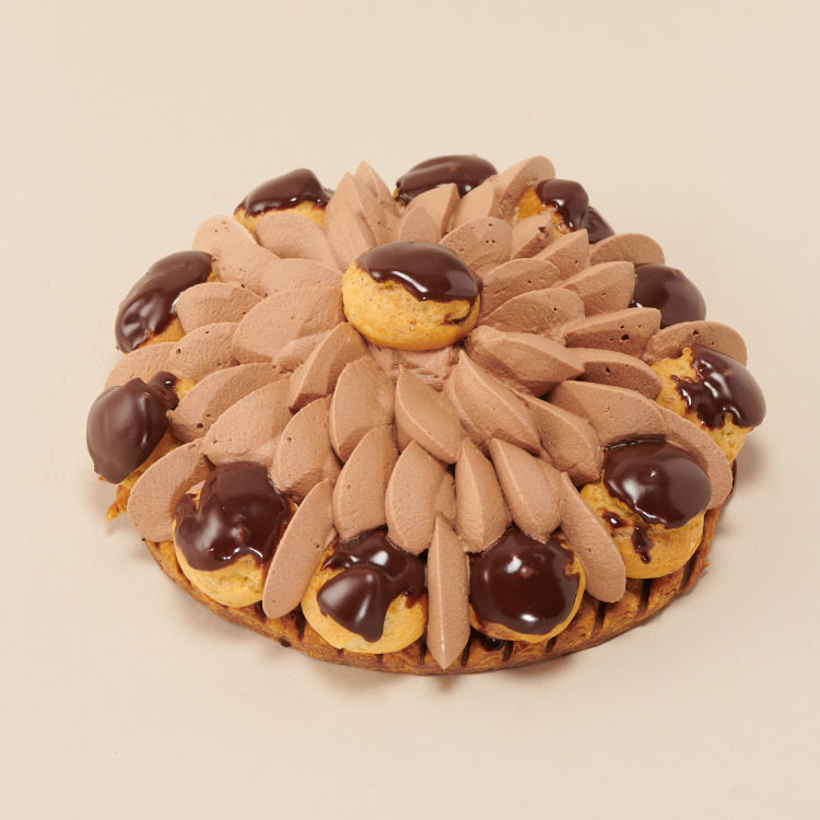 Saint Honor&eacute; &agrave; partager au chocolat 10 pers.